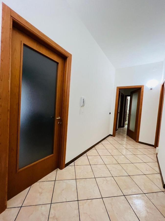 Casa Vacanza Elena 2 Verona Exterior foto